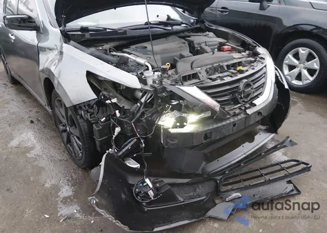 2017 Nissan Altima 2.5 Sr z USA, uszkodzony, nr VIN 1N4AL3AP4HC241679